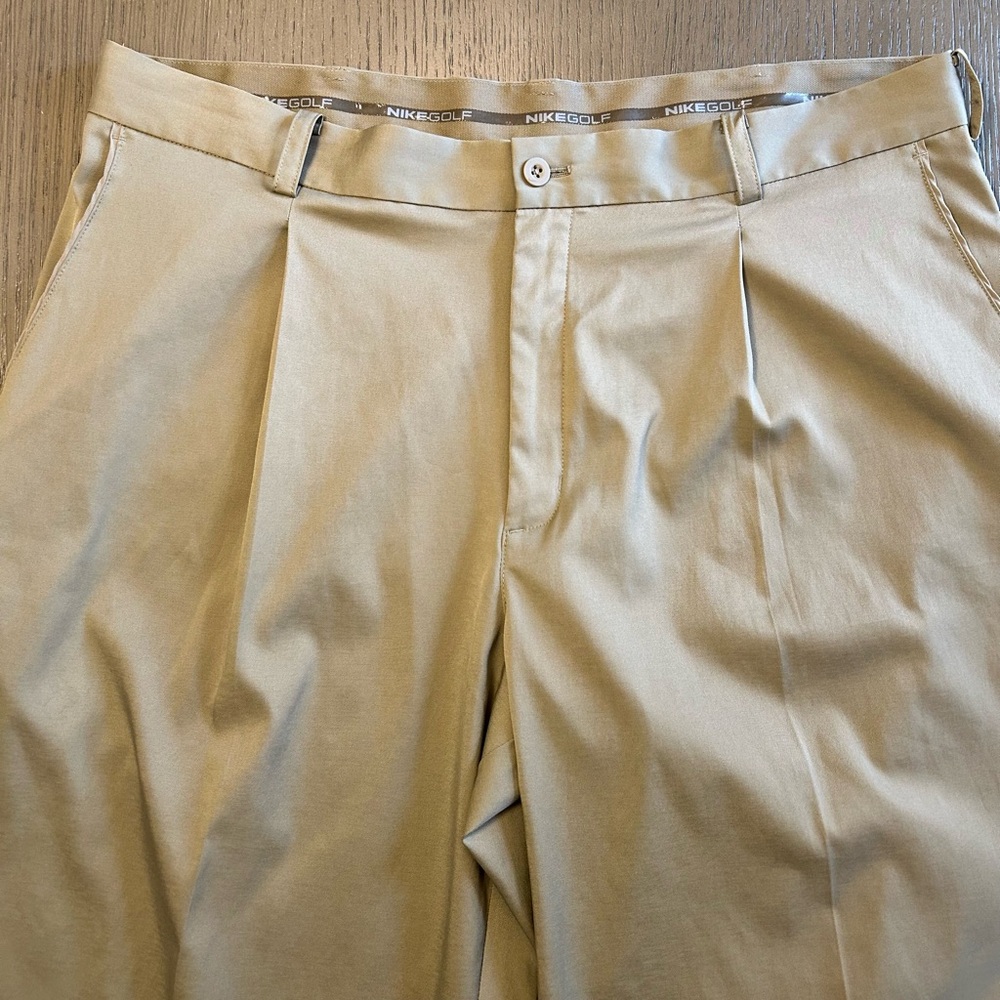 Nike Golf Dri-Fit Pants Mens 36x32 Khaki Tour Performance Pleated
